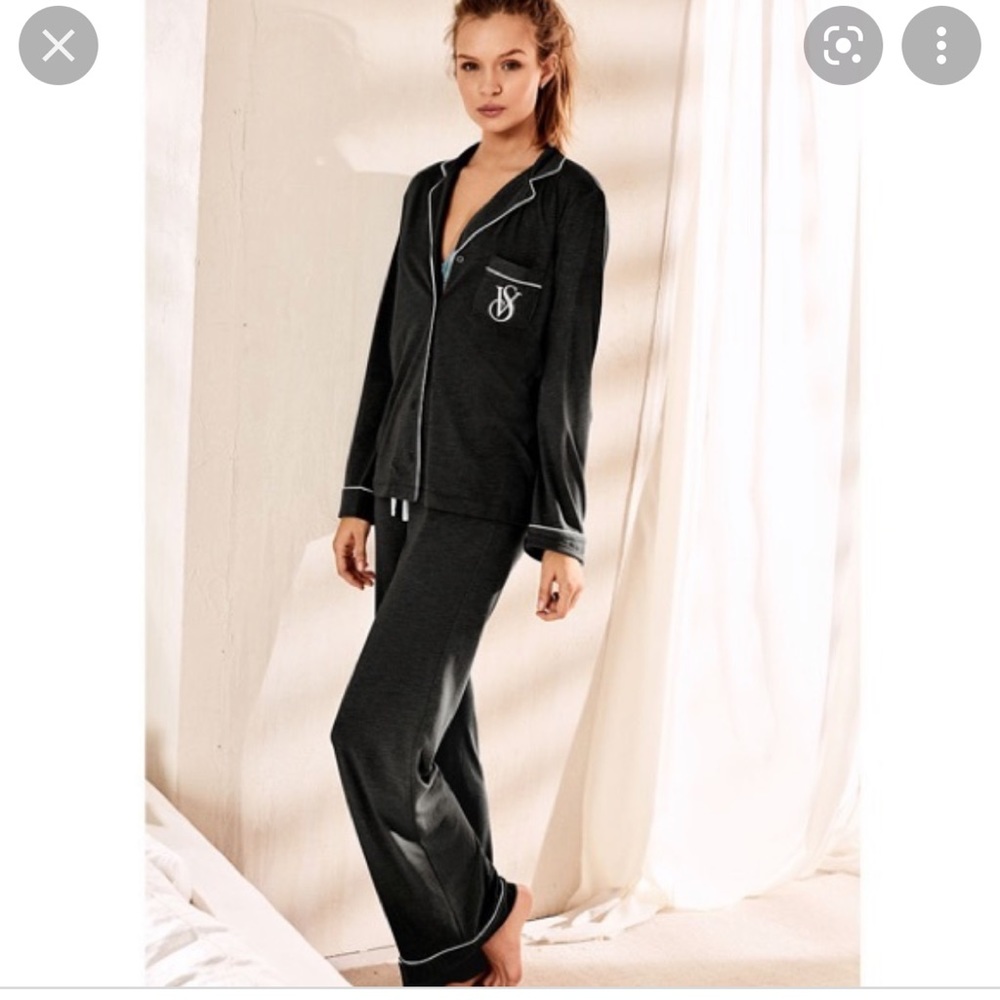 NWT Victoria’s Secret Satin PJ Set